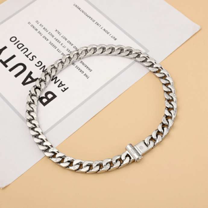 Picture of LV Necklace _SKULVnecklace12291812840